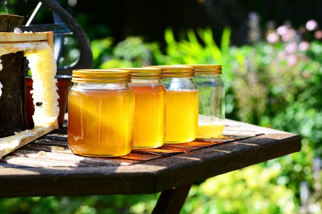honey, jars, harvest-352205.jpg